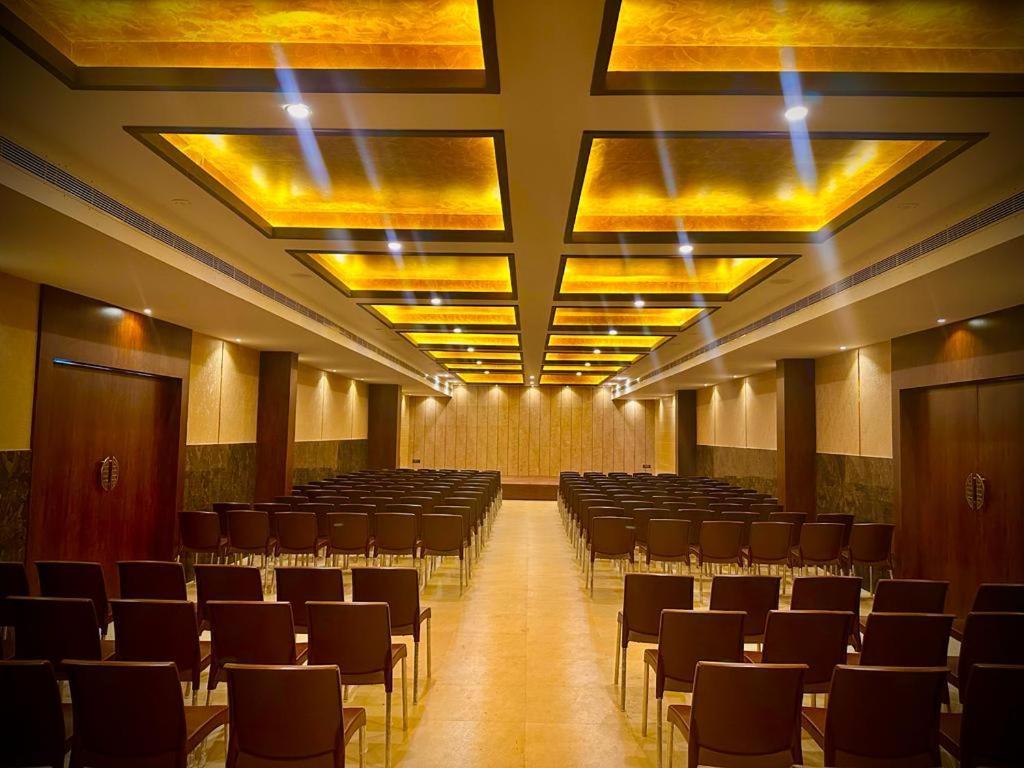 La Grande Suite Karaikal Bagian luar foto