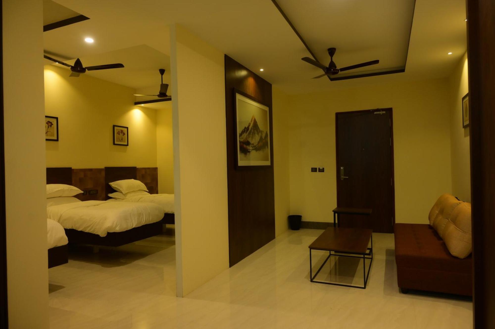 La Grande Suite Karaikal Bagian luar foto