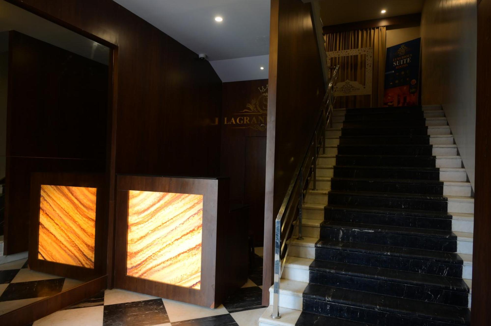 La Grande Suite Karaikal Bagian luar foto